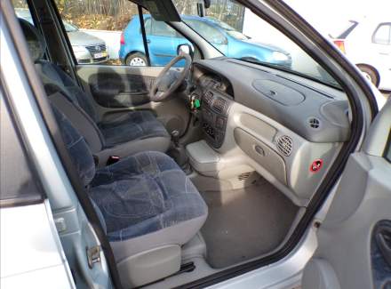 Renault - Scenic