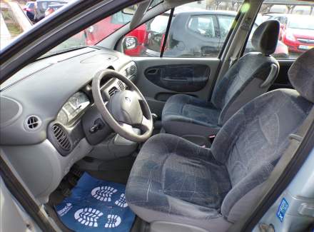 Renault - Scenic
