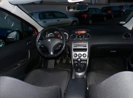 Peugeot - 308