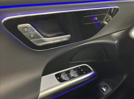 Mercedes-Benz - E-class