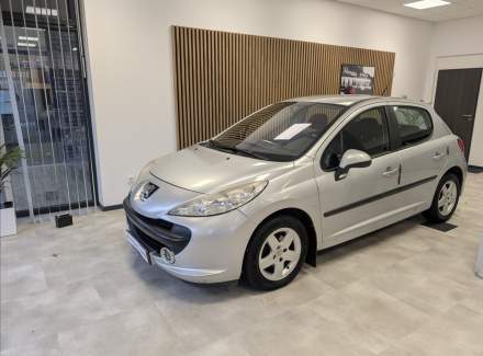 Peugeot - 207
