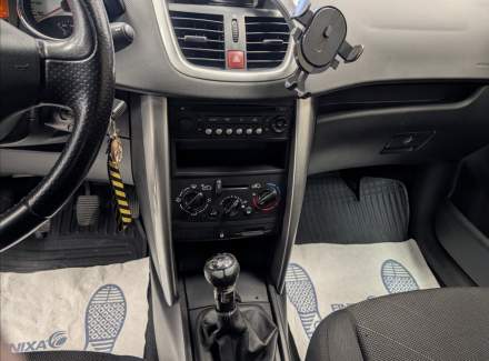 Peugeot - 207