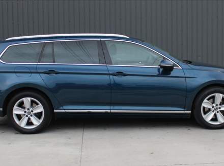 Volkswagen - Passat