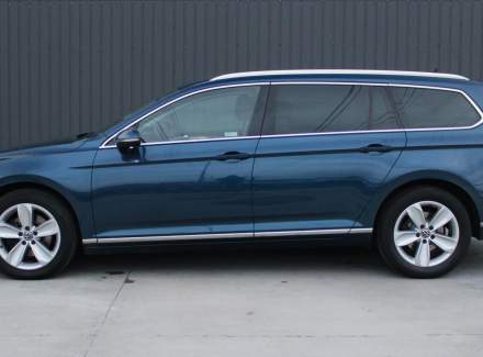 Volkswagen - Passat