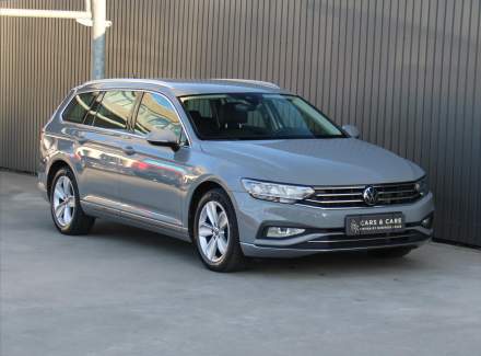 Volkswagen - Passat