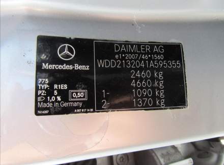 Mercedes-Benz - E-class