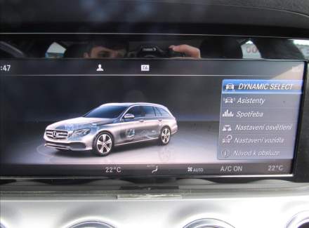 Mercedes-Benz - E-class