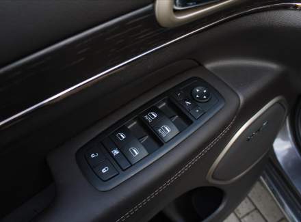 Jeep - Grand Cherokee