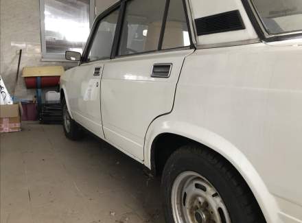 Lada - 2107