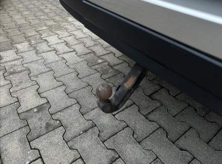 Land Rover - Range Rover