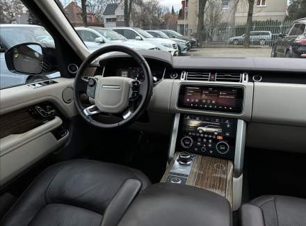 Land Rover - Range Rover