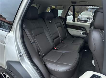 Land Rover - Range Rover