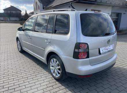 Volkswagen - Touran