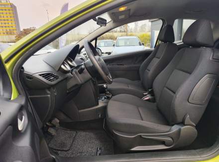 Peugeot - 207