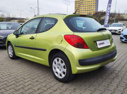 Peugeot - 207
