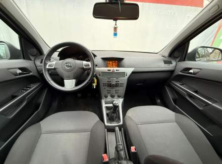 Opel - Astra