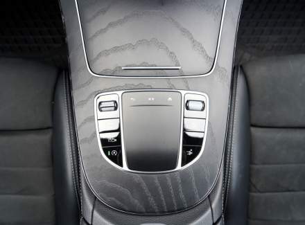 Mercedes-Benz - E-class