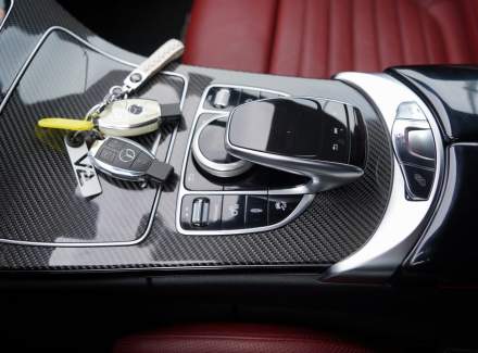 Mercedes-Benz - C-class