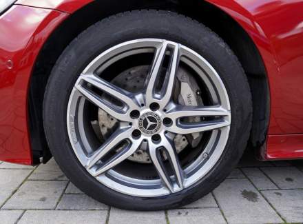 Mercedes-Benz - E-class