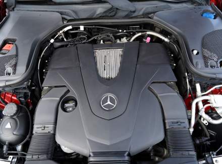 Mercedes-Benz - E-class