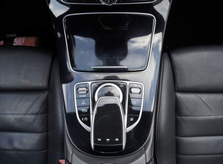 Mercedes-Benz - E-class