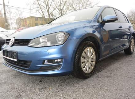 Volkswagen - Golf