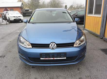 Volkswagen - Golf