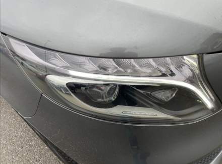 Mercedes-Benz - V-class