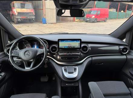 Mercedes-Benz - V-class