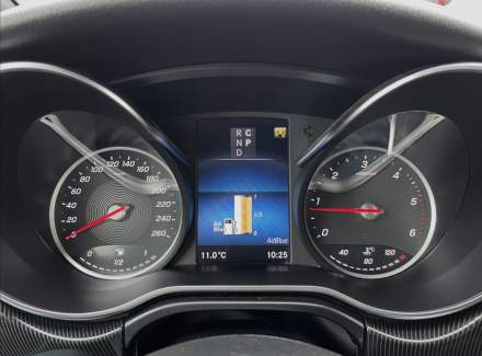 Mercedes-Benz - V-class