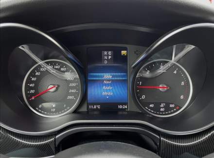 Mercedes-Benz - V-class