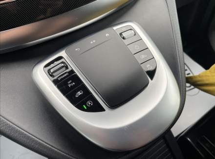 Mercedes-Benz - V-class