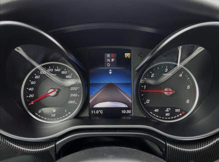 Mercedes-Benz - V-class