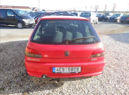 Peugeot - 306
