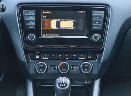 Škoda - Octavia