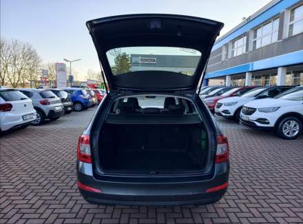 Škoda - Octavia