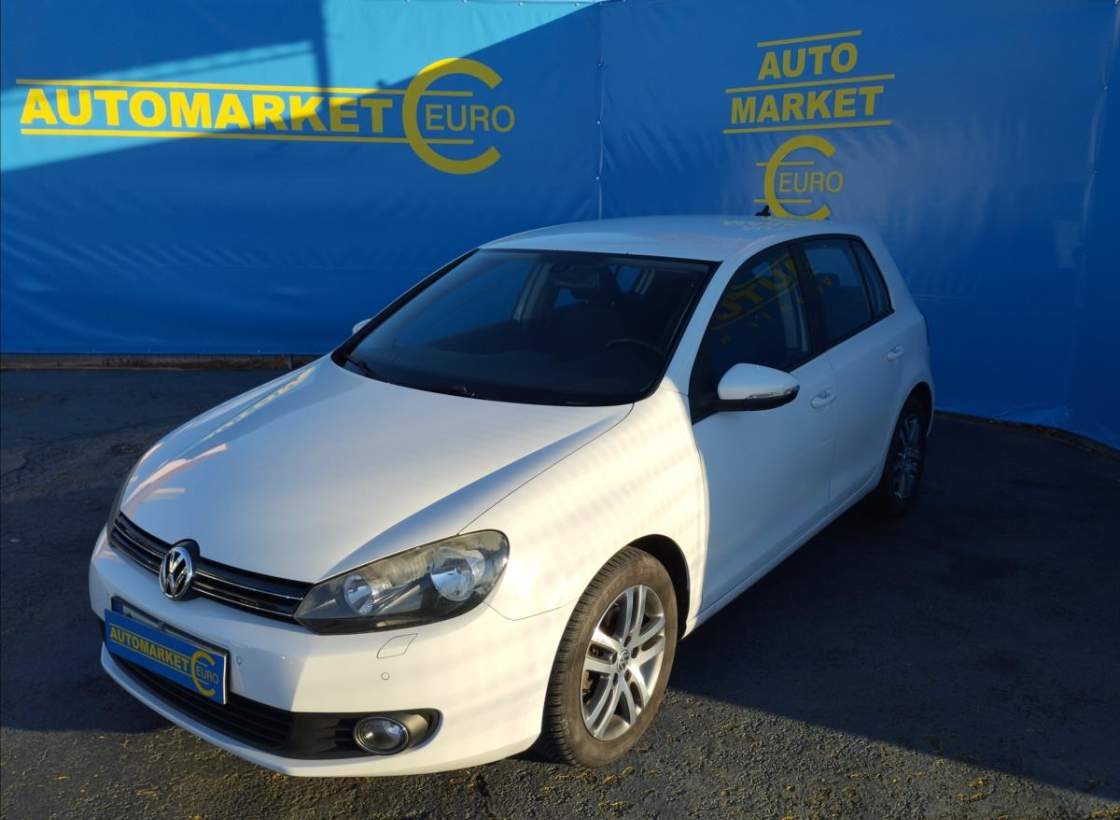 Volkswagen - Golf