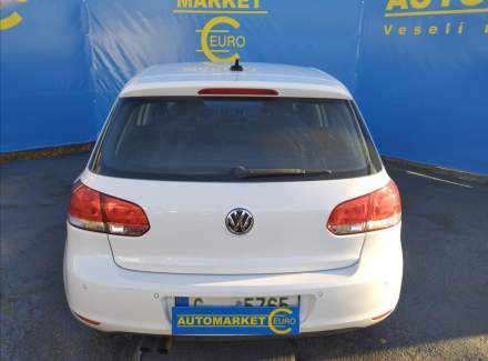 Volkswagen - Golf