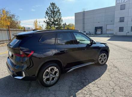 BMW - X1
