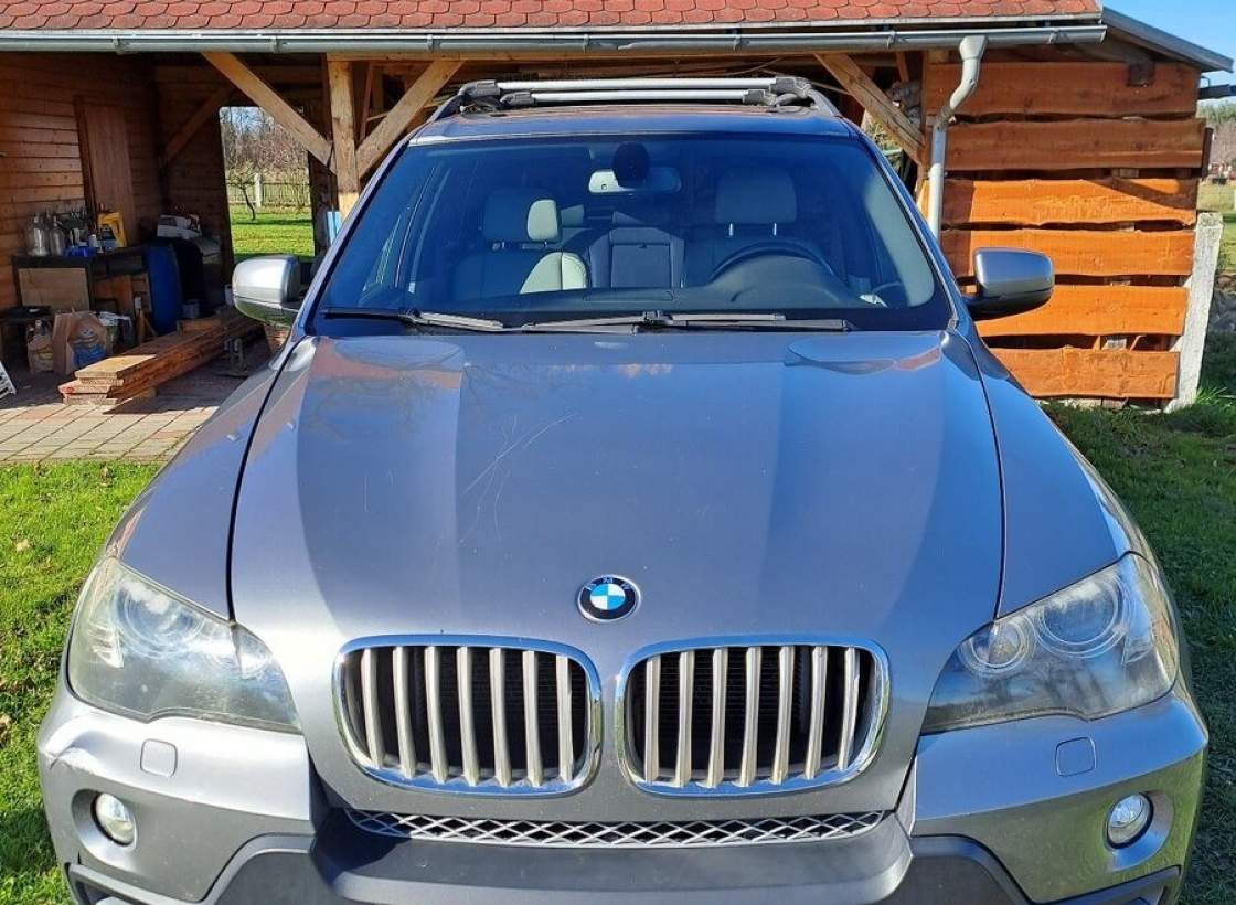 BMW - X5