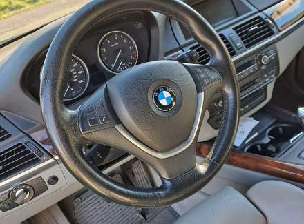 BMW - X5