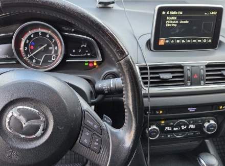 Mazda - 3
