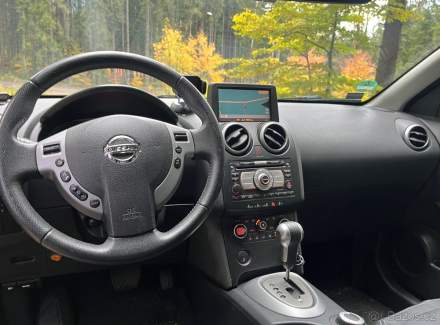Nissan - Qashqai
