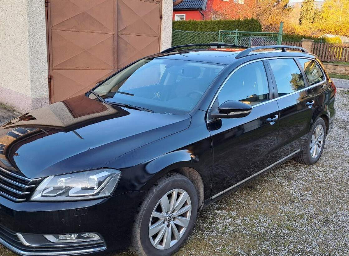 Volkswagen - Passat