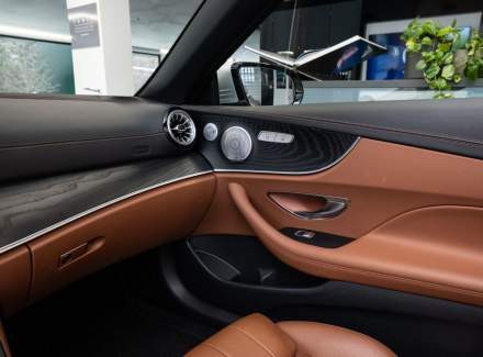 Mercedes-Benz - E-class