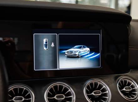 Mercedes-Benz - E-class