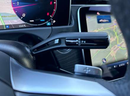 Mercedes-Benz - E-class