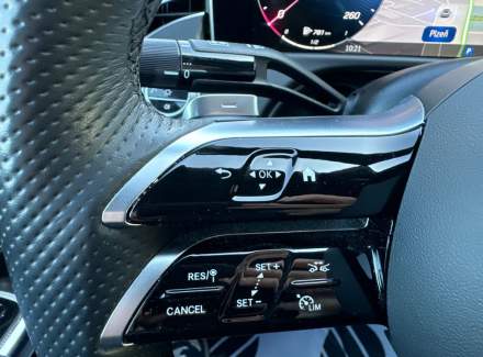 Mercedes-Benz - E-class