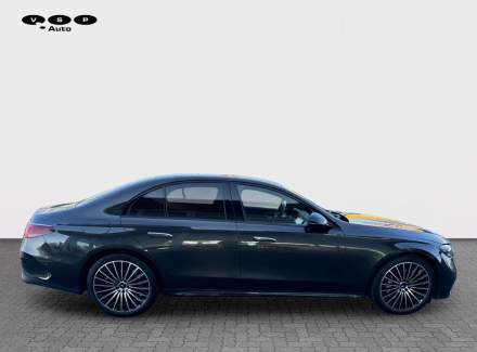 Mercedes-Benz - E-class