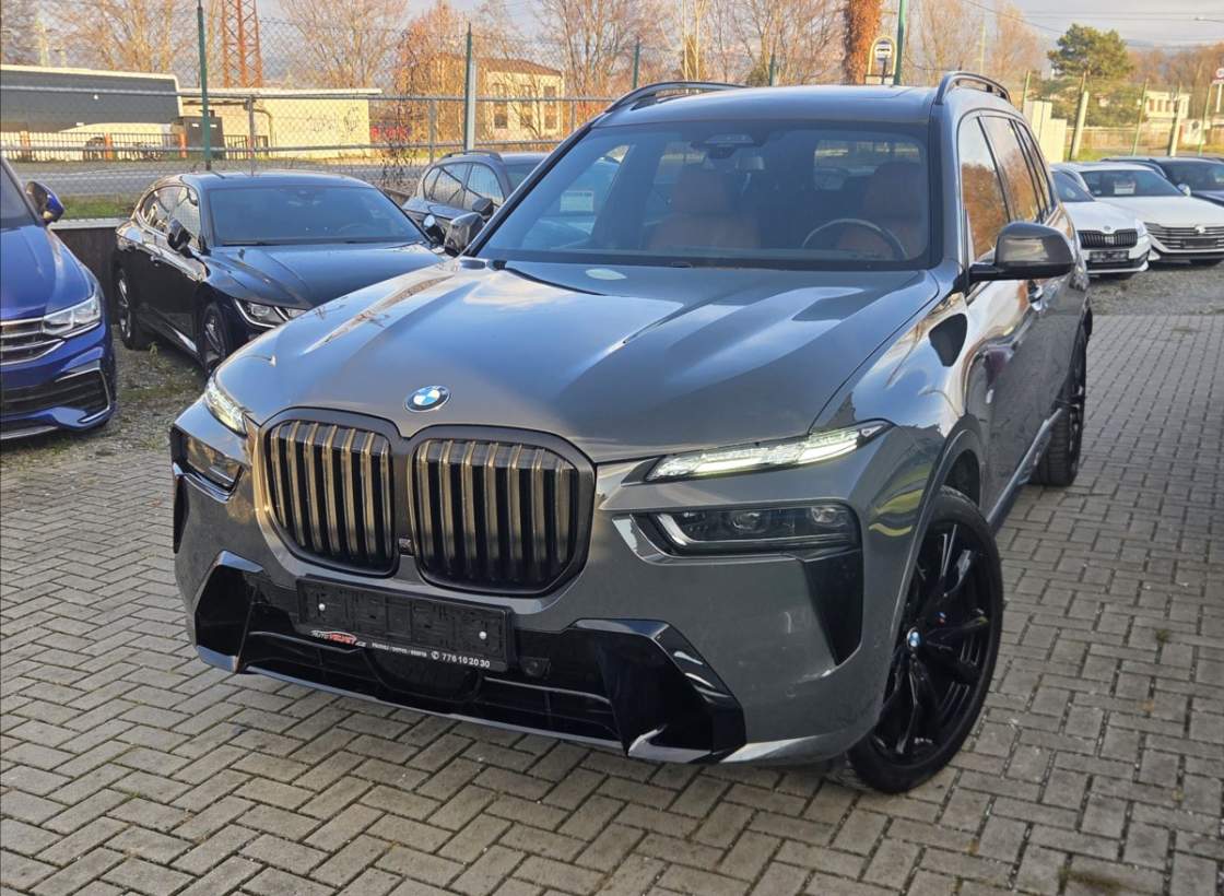 BMW - X7